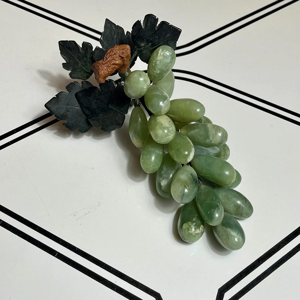 Chinese Green Stone Grapes w/ Carved Jade‎ Leaves Fruit MCM Midcentury VTG